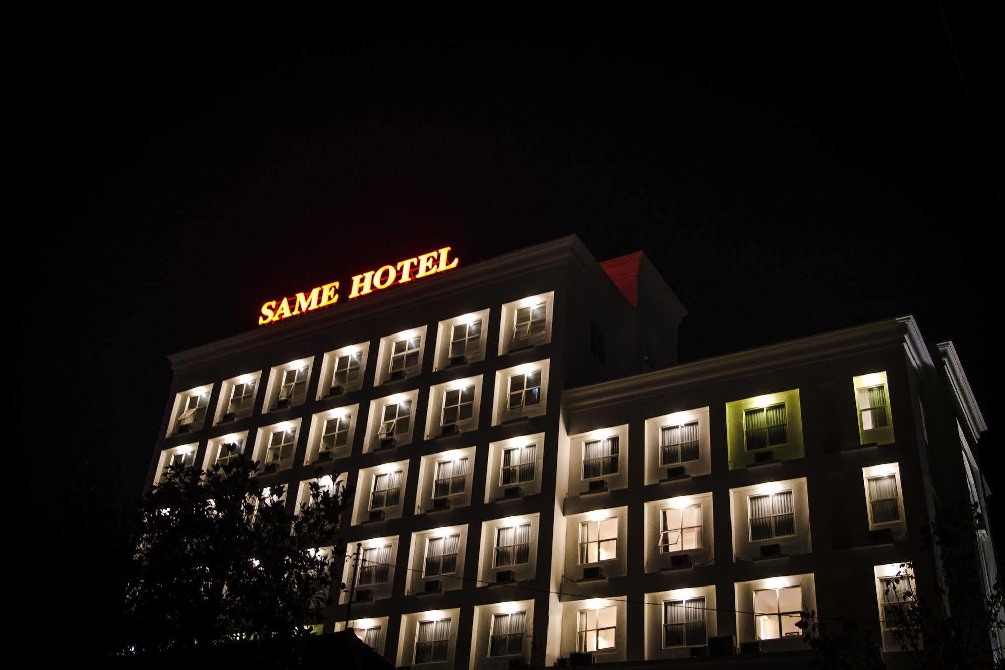 Same Hotel Malang Exteriér fotografie